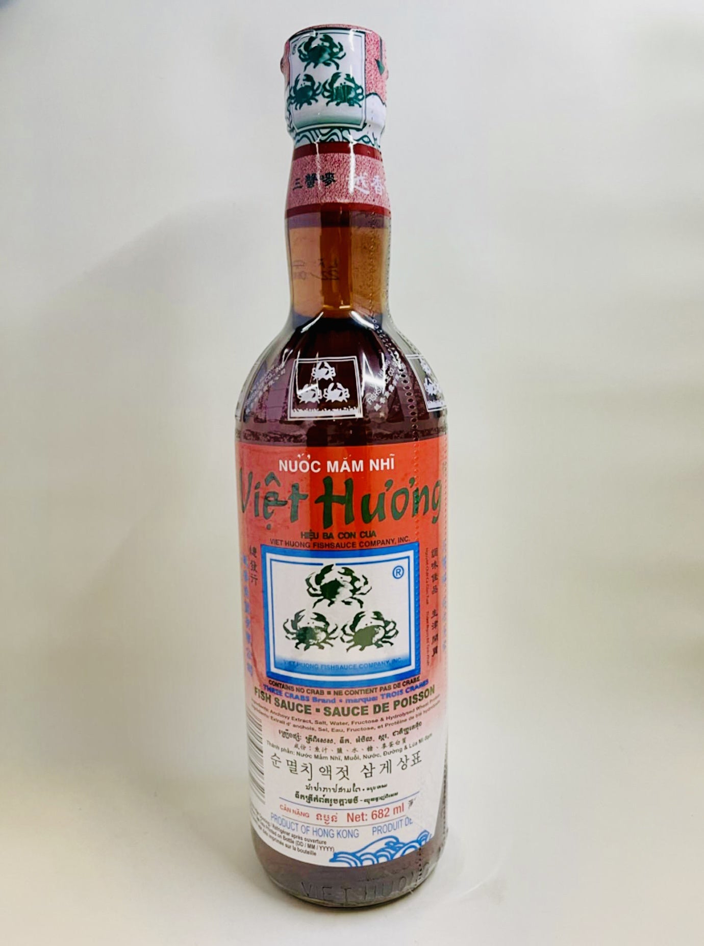 Viet Huong fish sauce 682mL